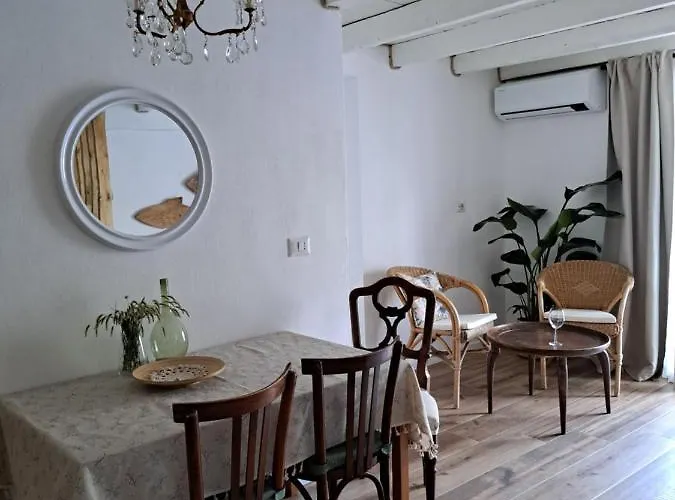 Archangelo St. Michael Colonno